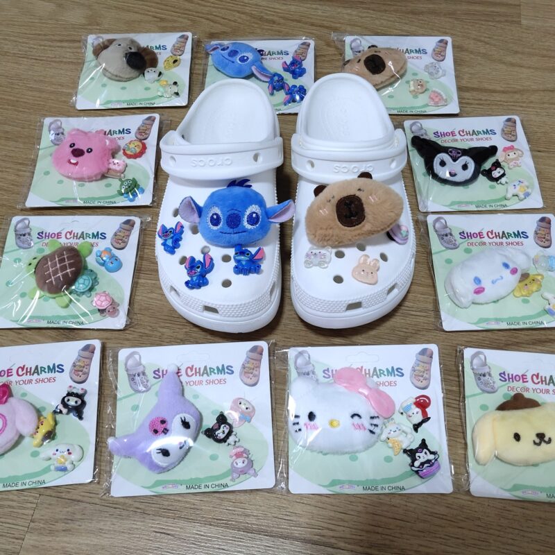Pin para crocs peluche