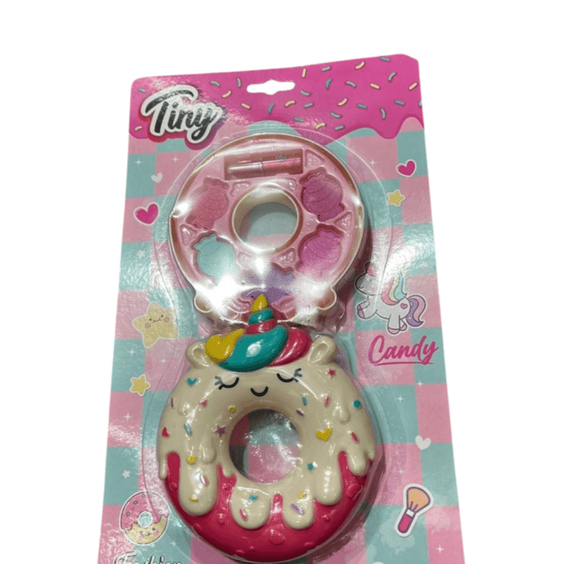 Maquillaje Tiny dona