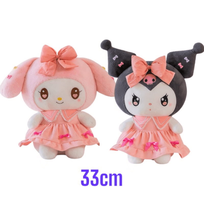 Peluche Sanrio con vestido