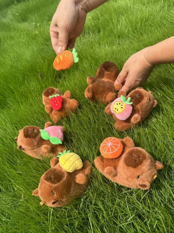 Llavero peluche capibara 5x7 cm $6900 