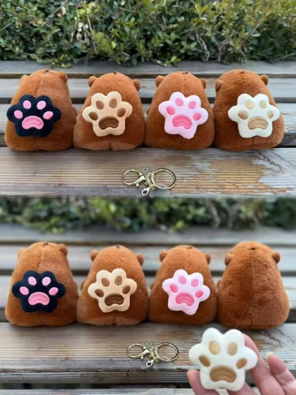 Llavero peluche capibara $7500 (1)